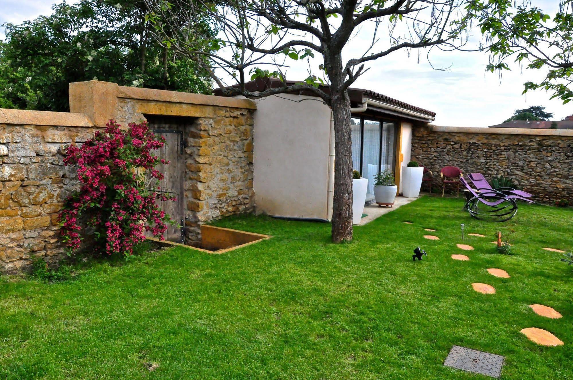 Le Clos Du Cher En Beaujolais Saint-Germain-Nuelles Exterior foto